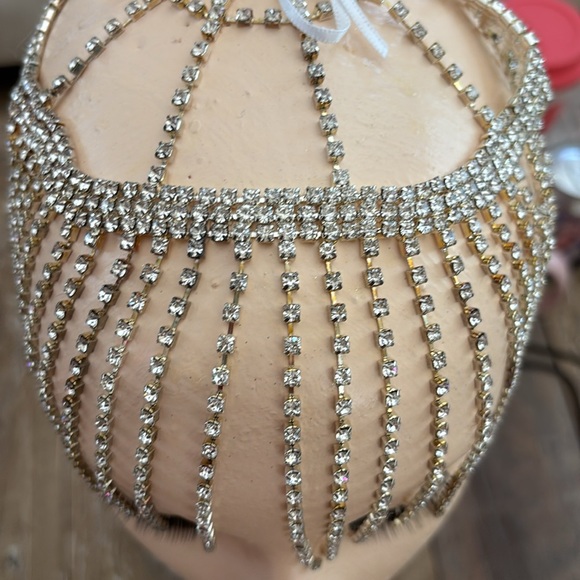 Headpiece - Picture 2 of 4